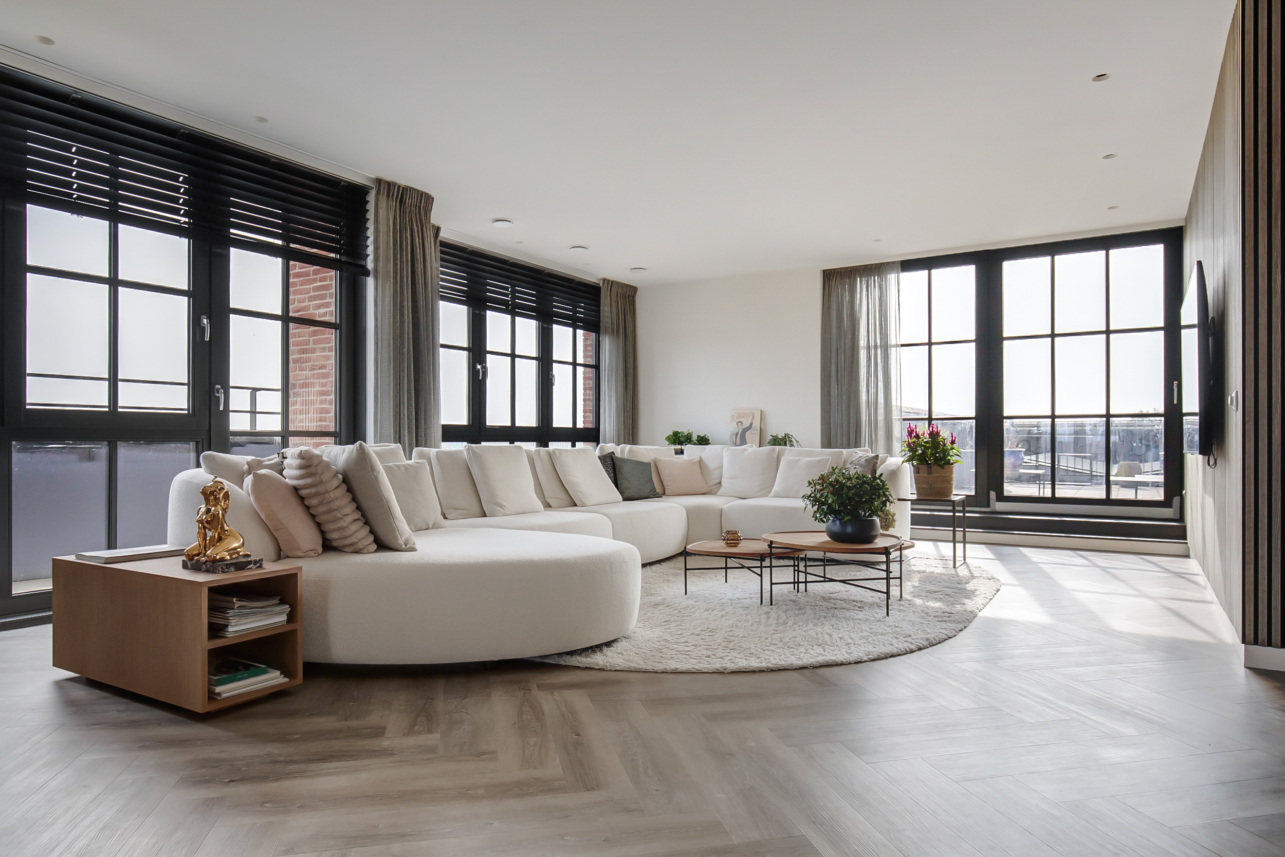 Thomas Morelaan 305 , 2135 WC Hoofddorp 2