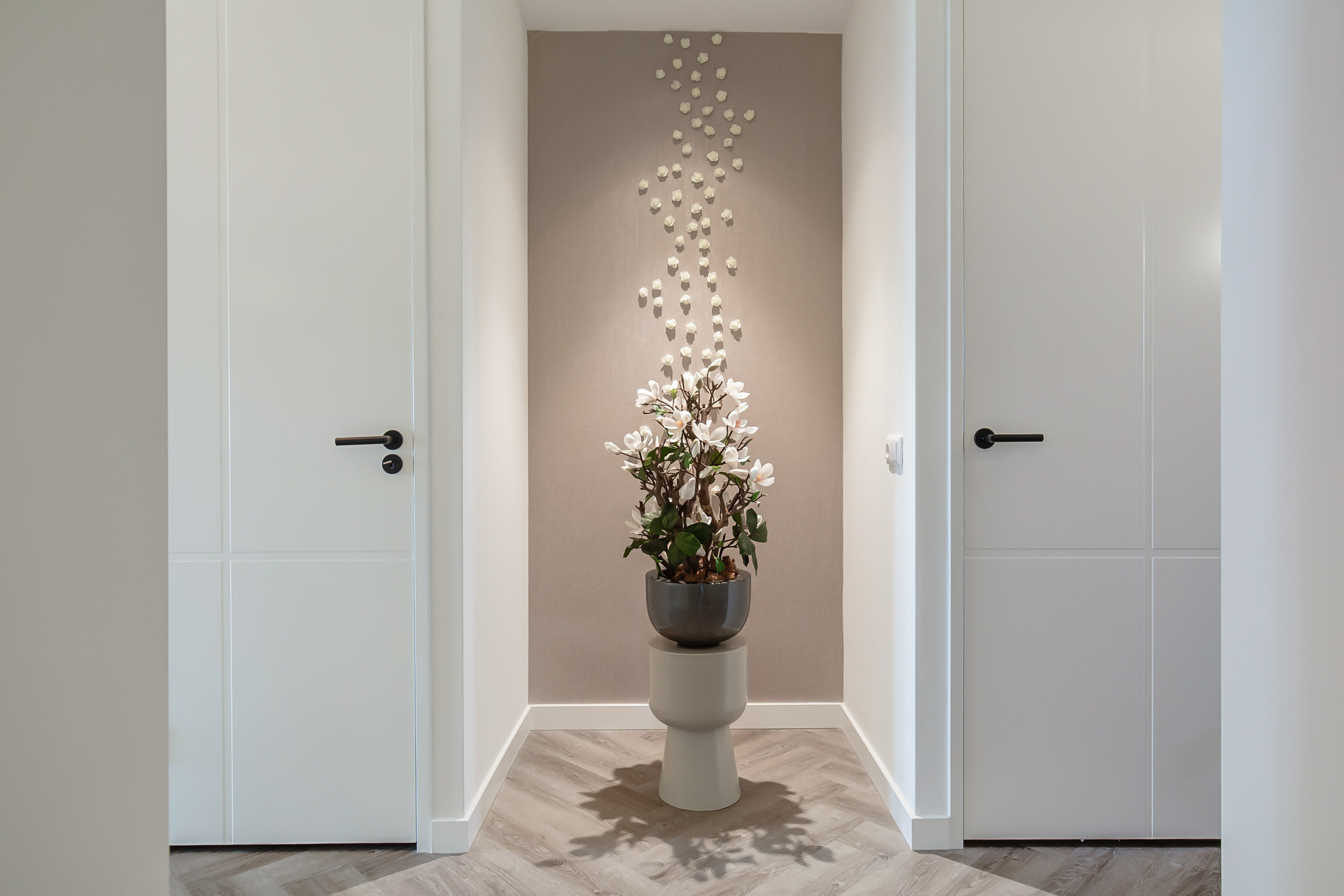 Thomas Morelaan 305 , 2135 WC Hoofddorp 9