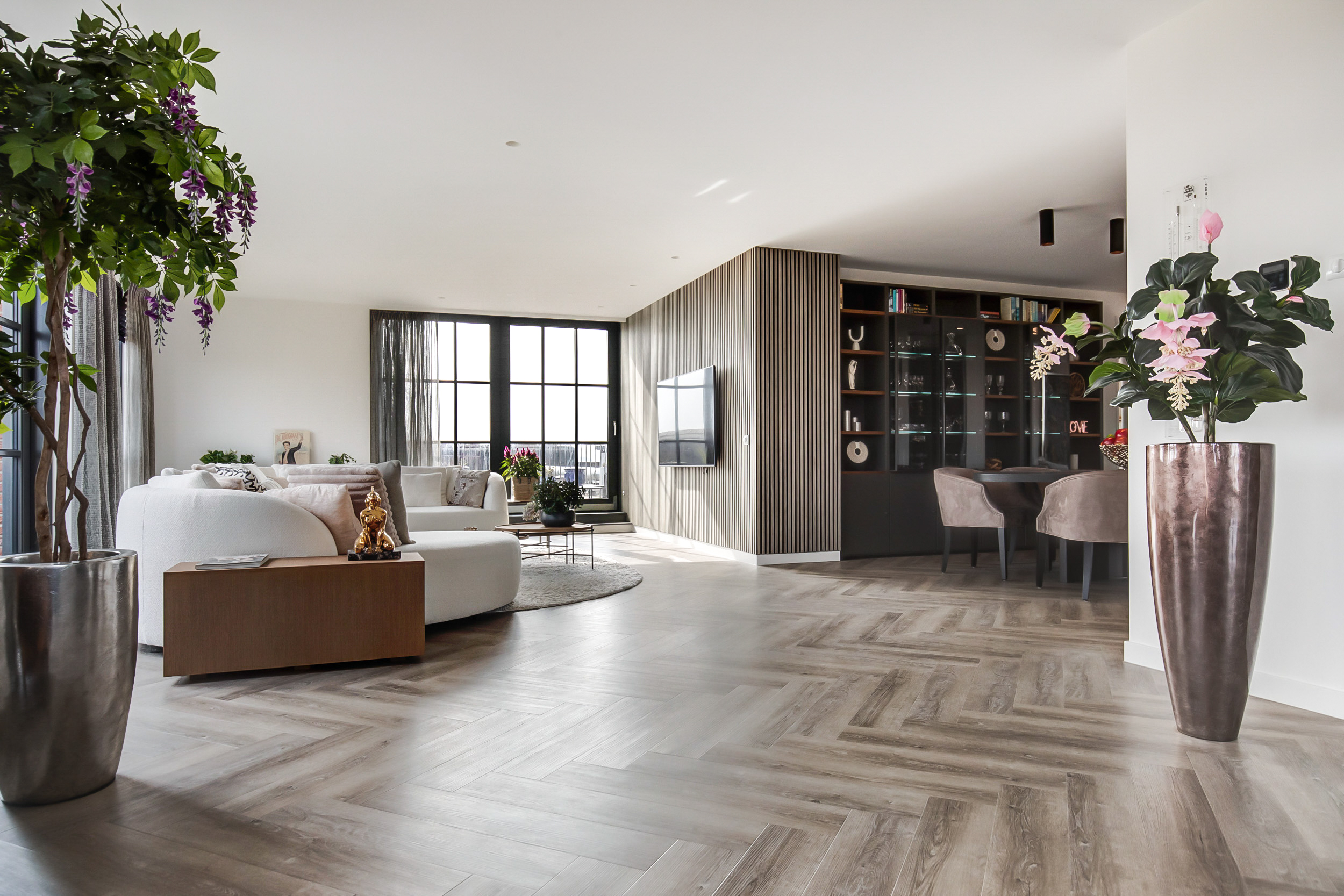 Thomas Morelaan 305 , 2135 WC Hoofddorp 10