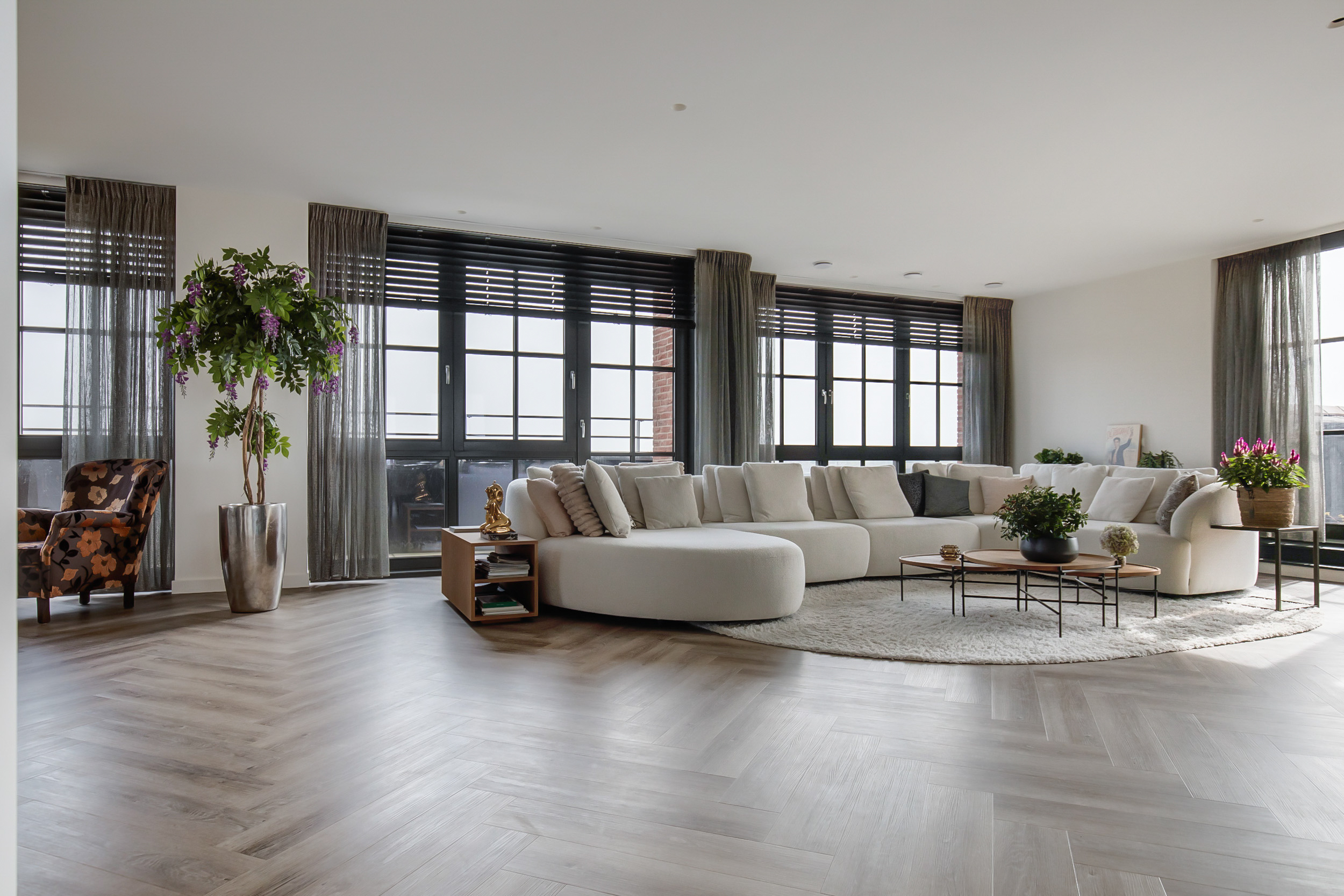 Thomas Morelaan 305 , 2135 WC Hoofddorp 11