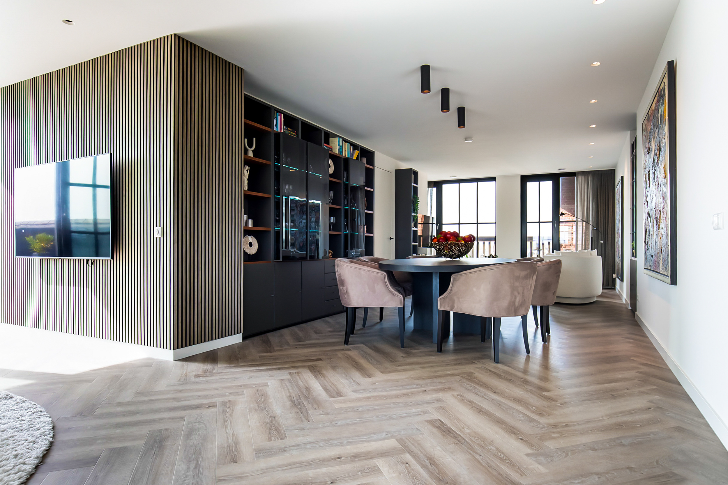 Thomas Morelaan 305 , 2135 WC Hoofddorp 24