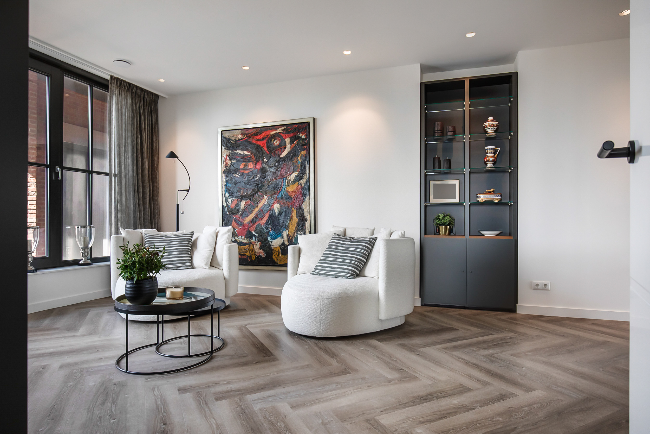 Thomas Morelaan 305 , 2135 WC Hoofddorp 28