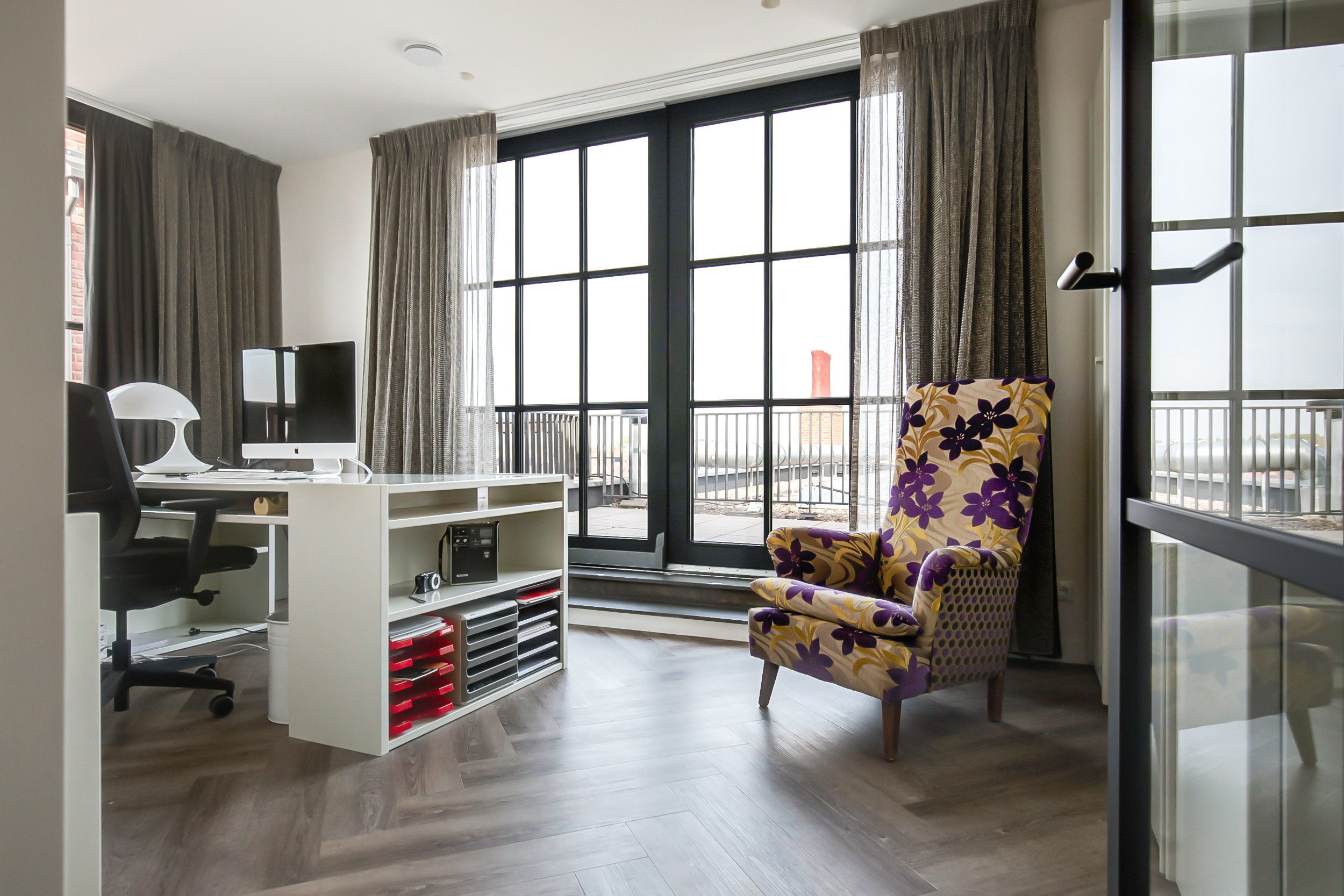 Thomas Morelaan 305 , 2135 WC Hoofddorp 48