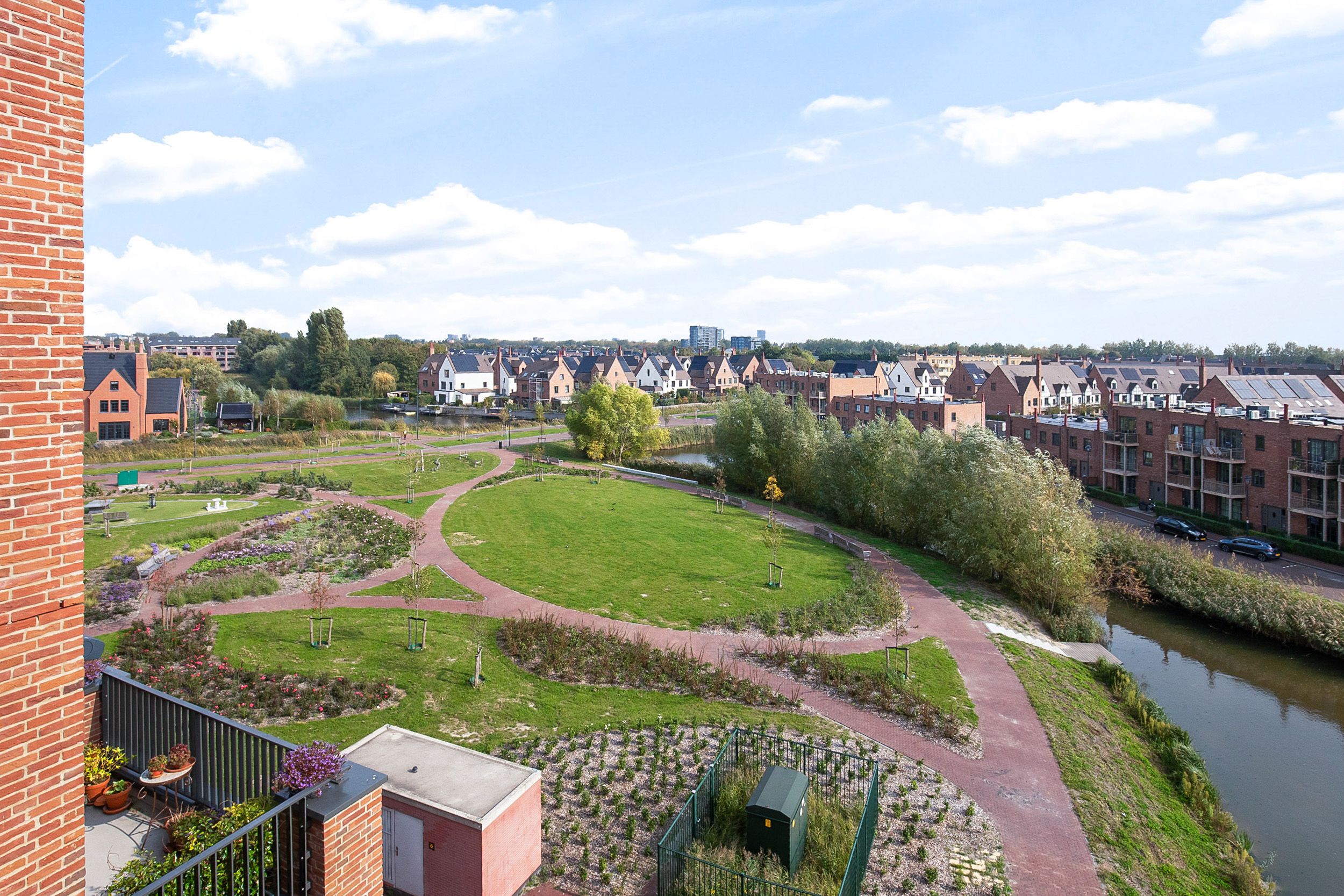 Thomas Morelaan 305 , 2135 WC Hoofddorp 56